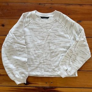 Abercrombie & Fitch cropped sweatshirt